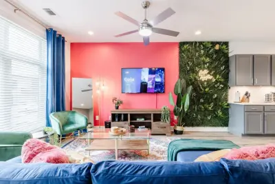 Airbnb Revamp/Rental Transformation — Interior Design & Decorating project by Interiors À La Mode, LLC