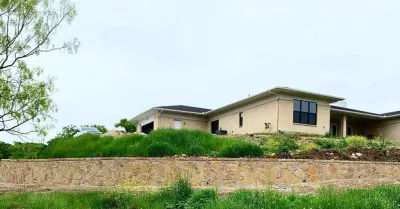 Retaining Wall by Grayscape Landscape & Design LLC