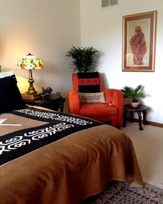 African Inspired Bedroom, Bowling Green by Divine Interiors
