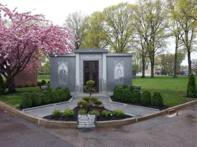 Green Acres Landscaping, Design, Irrigation & Con - Retaining Wall Construction in Linden, NJ