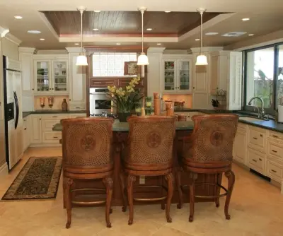 Studio ~M~ Design & Interior Architecture - Bathroom Remodeling in Kihei, HI