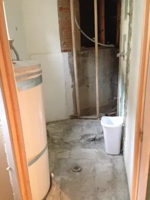 Compact Restroom by Jennifer Ryan Design