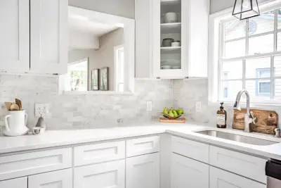 Bungalow Kitchen - Transformation Highlights — Interior Design & Decorating project by Victoria Moronta - Design