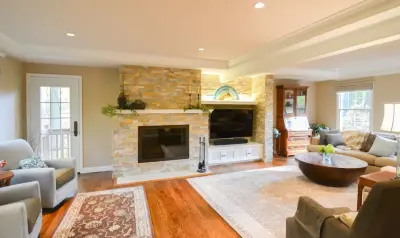 Relaxed Sophistication (Cedar Rapids, IA) by Wiles Design Group