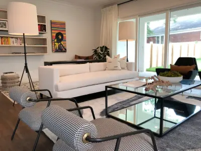 Charlotte | Sleek + Contemporary by Forbes Masters
