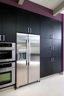 Mid-Century Retro Kitchen at East Hill by In Detail Interiors