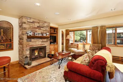 Hutton Design Studio - Window Installation & Replacement in Aspen, CO