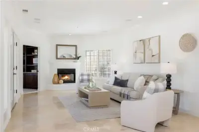 Coastal Homes Staging by HOM by HOM Staging & Design