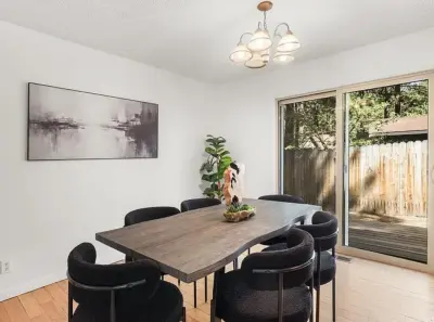 High-End Furnished Lakeview Home Attracts Two Offers Immediately by Element Innovations