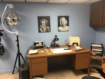DJ's Stylish Workspace — Interior Design & Decorating project by Michael's Design Company