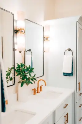 Master Bathroom Welcome Drive — Interior Design & Decorating project by Fig Leaf And Co