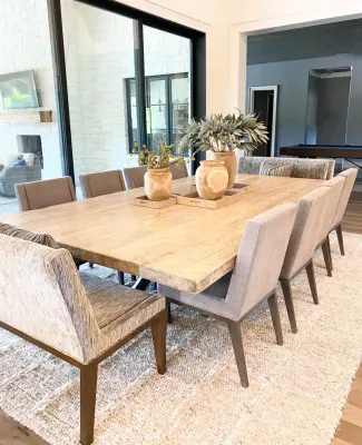 Transitional Housing in Southlake, TX by Ruthie Staalsen Interiors