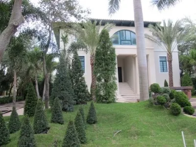 GreenWalls 305, LLC - Landscape Maintenance in Miami, FL