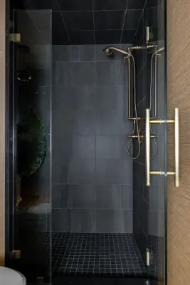 Christie Kenny Interiors - Custom Home Builders in Clarendon Hills, IL