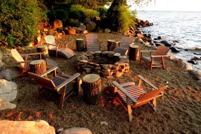 Evanston Lakefront Retreat — Landscape Construction project by Greenwise Organic Lawn Care And Landscape Design in Evanston
