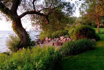 Greenwise Organic Lawn Care and Landscape Design - Tree & Shrub Care in Evanston, IL