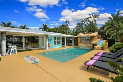Majestic Villa Getaway by Teri Meagher