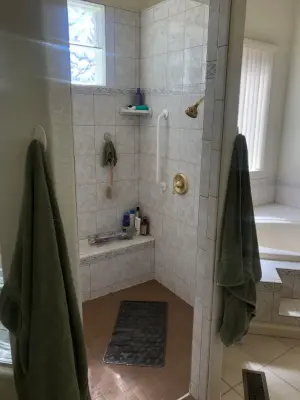 SECLUDED VALLEY PRIMARY BATHROOM & CLOSET — Interior Design & Decorating project by Sarah Blackbern Interiors