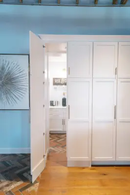 Contemporary Apartment Redefined by Wiles Design Group
