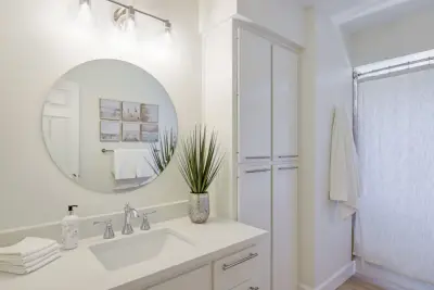 Valerie Lynn Interiors, LLC - Kitchen Remodeling in Naples, FL
