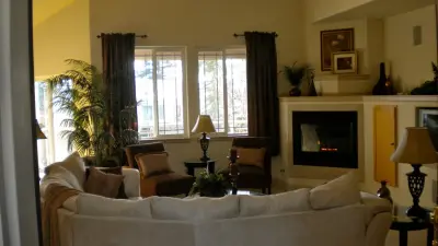 Immaculate Journey Residence by Peninsula Home Staging