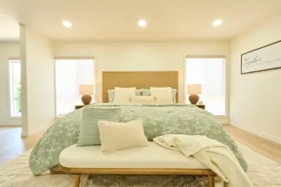 Johnson + Fernàndez Interior Design - Custom Cabinets & Cabinetry in Irvine, CA