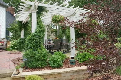 Hedge Landscape - Paver Installation in Columbus, OH