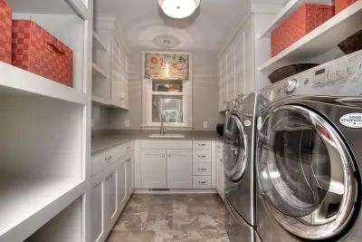 Design in the city - Kitchen Remodeling in Charlotte, MI