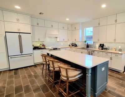 Adrienne's Decor, LLC - Custom Cabinets & Cabinetry in Clearwater, FL