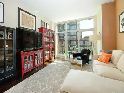 STAGED WELL - 1100 Maxwell in Hoboken NJ — Interior Design & Decorating project by OrganizDwell, LLC