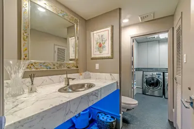 Lyrd Interiors - Kitchen Remodeling in Houston, TX