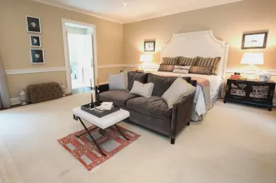 Joan Hawkins Art & Interiors - Design-Build Services in Jackson, MS