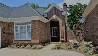 Andrews Gardens — Interior Design & Decorating project by Carol Nance