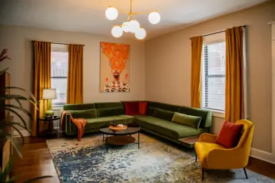 Armour Mid-Century Style by Dh Design Studio