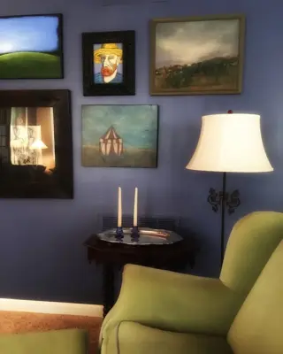 Art Enthusiast's Residence — Interior Design & Decorating project by Pure And Simple Interiors