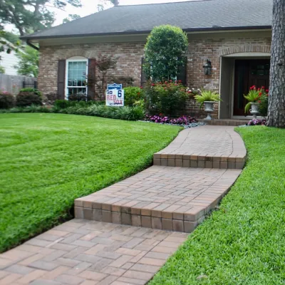 Houston Landscape Pros - Outdoor Lighting Installation in Houston, TX