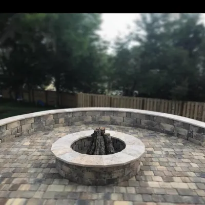 Outdoor Entertainment Space by Hyer Quality Hardscape & Landscape