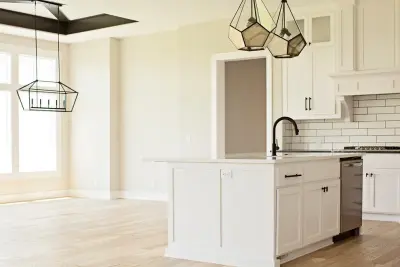 Stephanie Stroud Interiors - Kitchen Remodeling in Leawood, KS