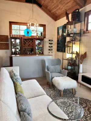 Pam Rogers Interior Design - Kitchen Remodeling in Madison, MS