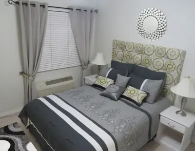 Sleeping Quarters — Interior Design & Decorating project by Danaë Eustace-Zamora
