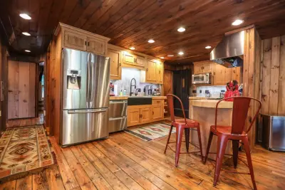 Meaghan Larrabee Design - Interior Design & Decorating in Pittsford, NY