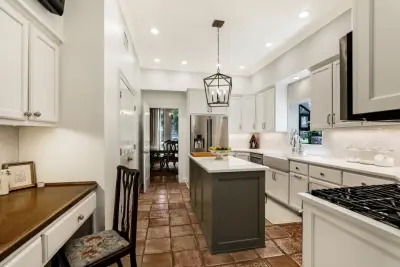 Emily Wright Designs - Bathroom Remodeling in New Orleans, LA