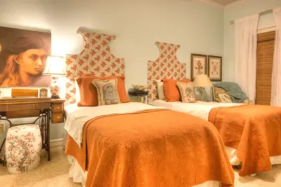 Southern Heritage Path Home — Interior Design & Decorating project by Let's Decorate