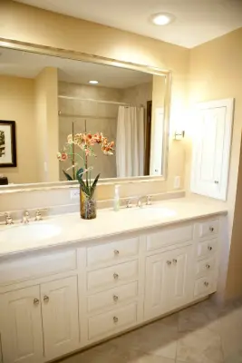 Marshall Country Classic Bath — Custom Cabinets & Cabinetry project by Minnesota Cabinets, INC