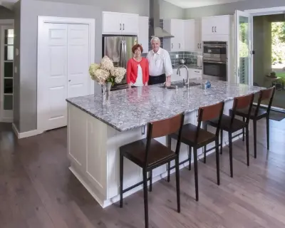 Olympia Crofts, WA by Cabinets By Trivonna