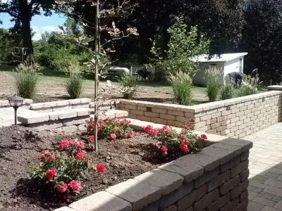 Intimate Spaces Landscaping - Tree & Shrub Care in Sparta, OH