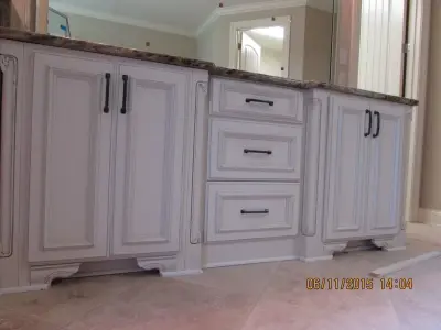 Distinctive Residences - Memphis, TN — Custom Cabinets & Cabinetry project by Mike Whittington/kitchen And Bath Designer