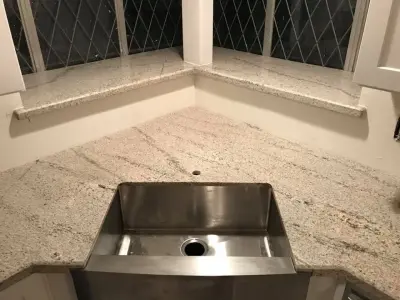 Sparkling Ivory by Stones & Designers