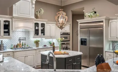 Stone Bridge Kitchen Surfaces Enhancement, Shreveport — Countertop Installation Services project by Henson Carpet One Floor & Home