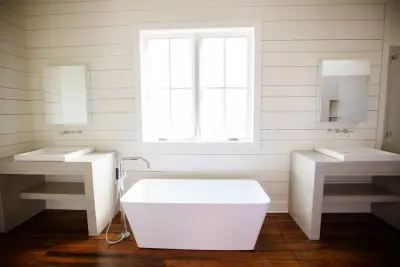 Bath on Williams Street — Countertop Installation Services project by Set In Stone